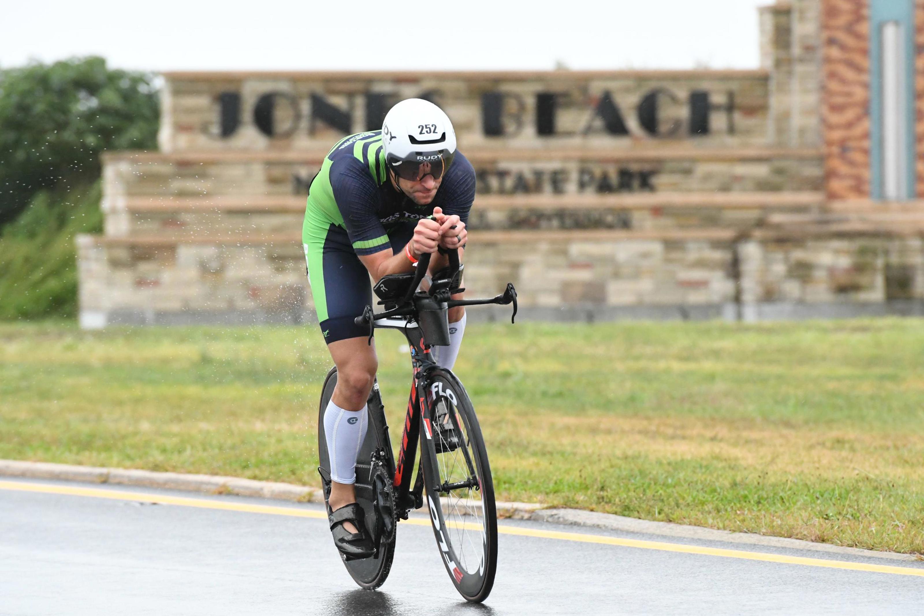 Finishing tri season strong at Jones Beach